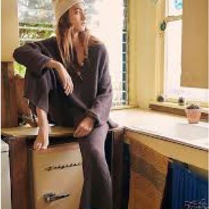 Free People Hailee Sweater Set in Chocolate Brown NWT